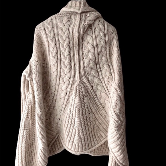 Anthropologie Comete Chunky knit Cardigan x The Cue: Cream. - Picture 7 of 13